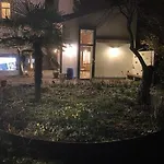 Loft Vineta Mit Traumhafem 1500qm Garten بيت للعطل *